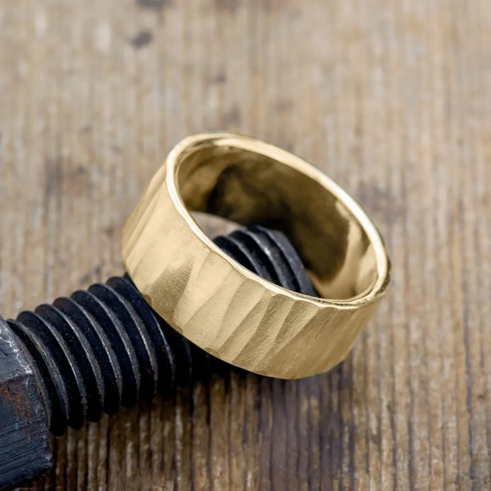 10mm 14k Yellow Gold Mens Wedding Band, Wood Grain Matte