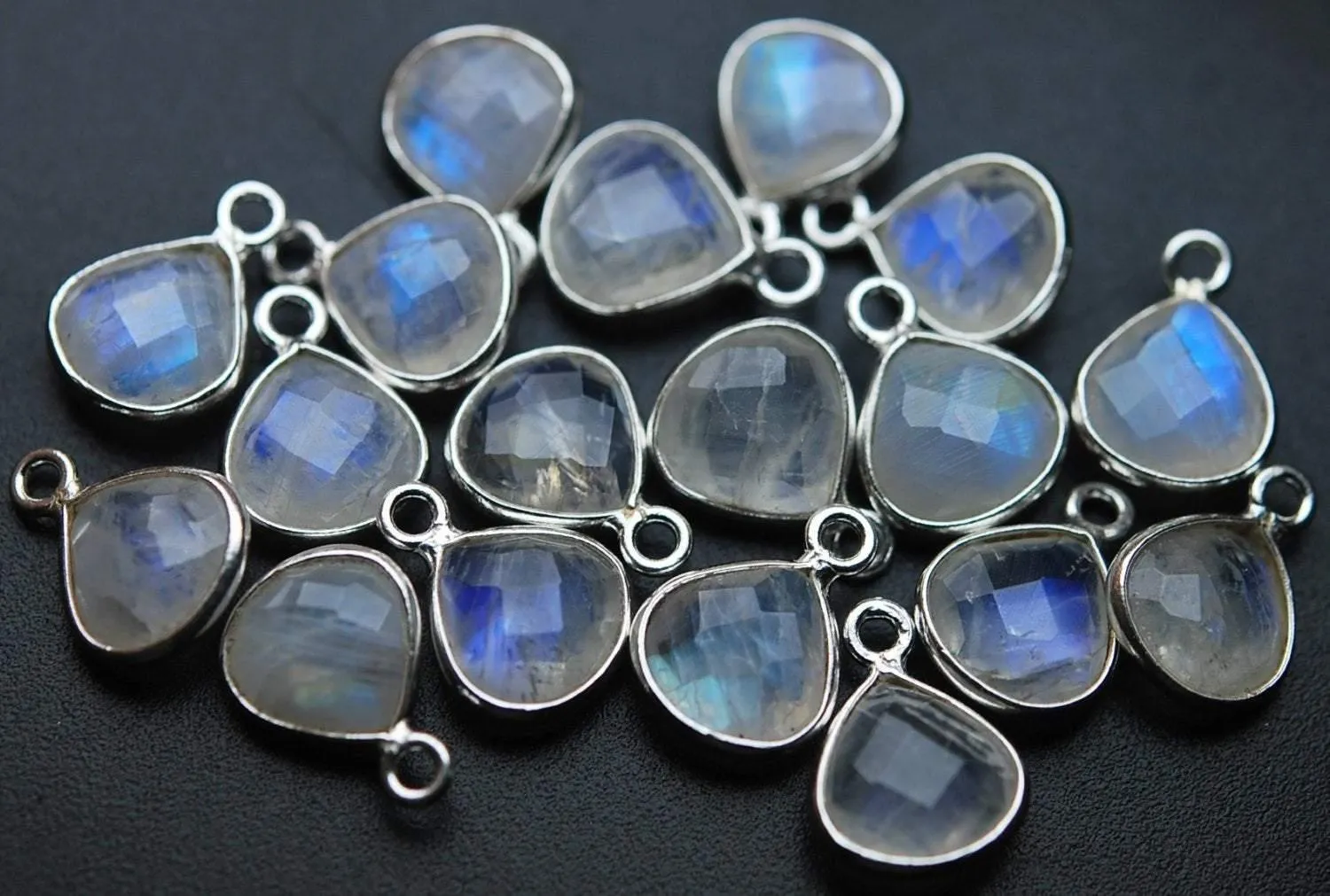 925 Sterling Silver,Rainbow Moonstone Faceted Heart Shape Pendant, 6 Piece Of 15mm Approx