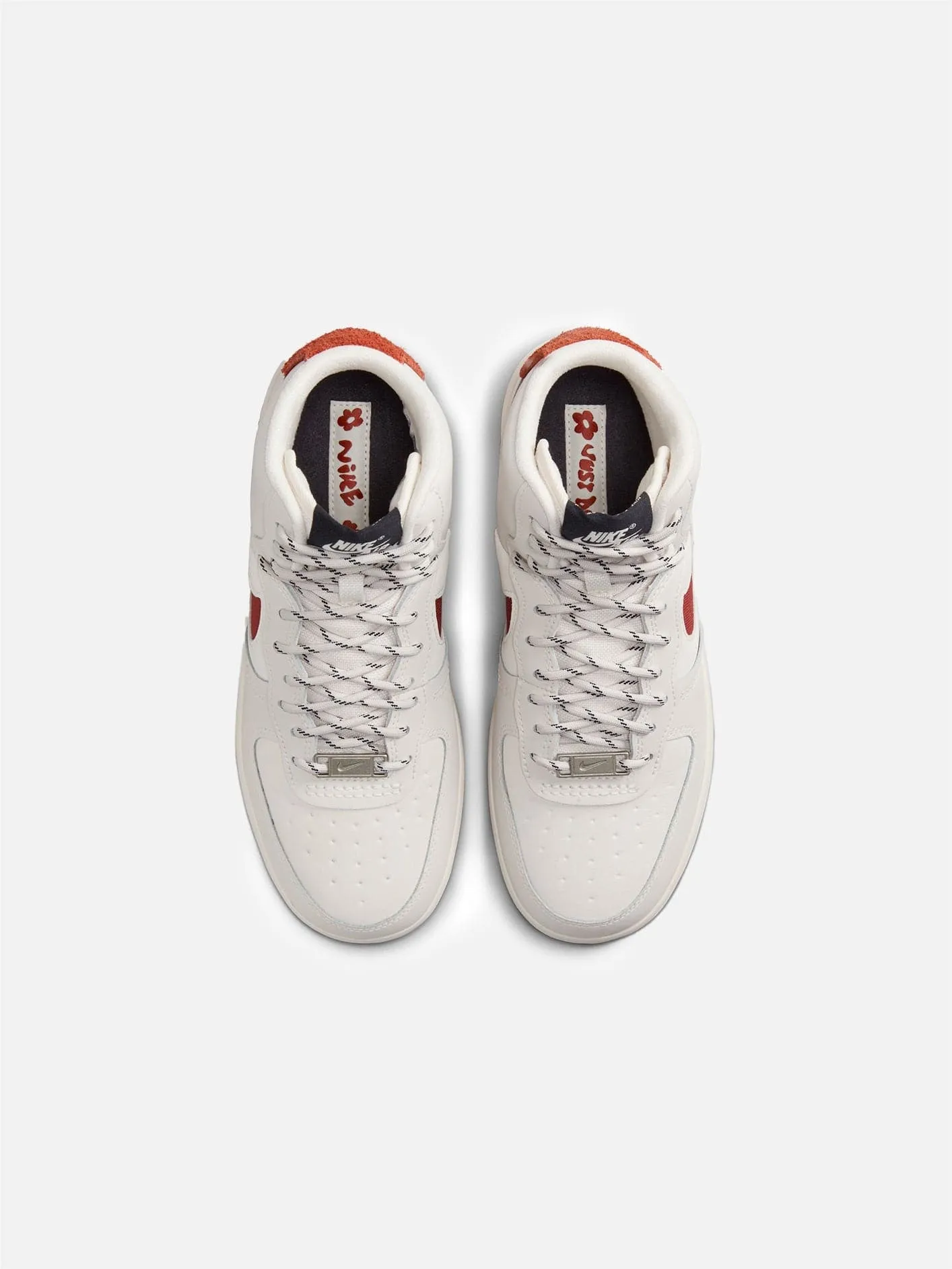 Air Force 1 Sculpt "Rugged Orange"