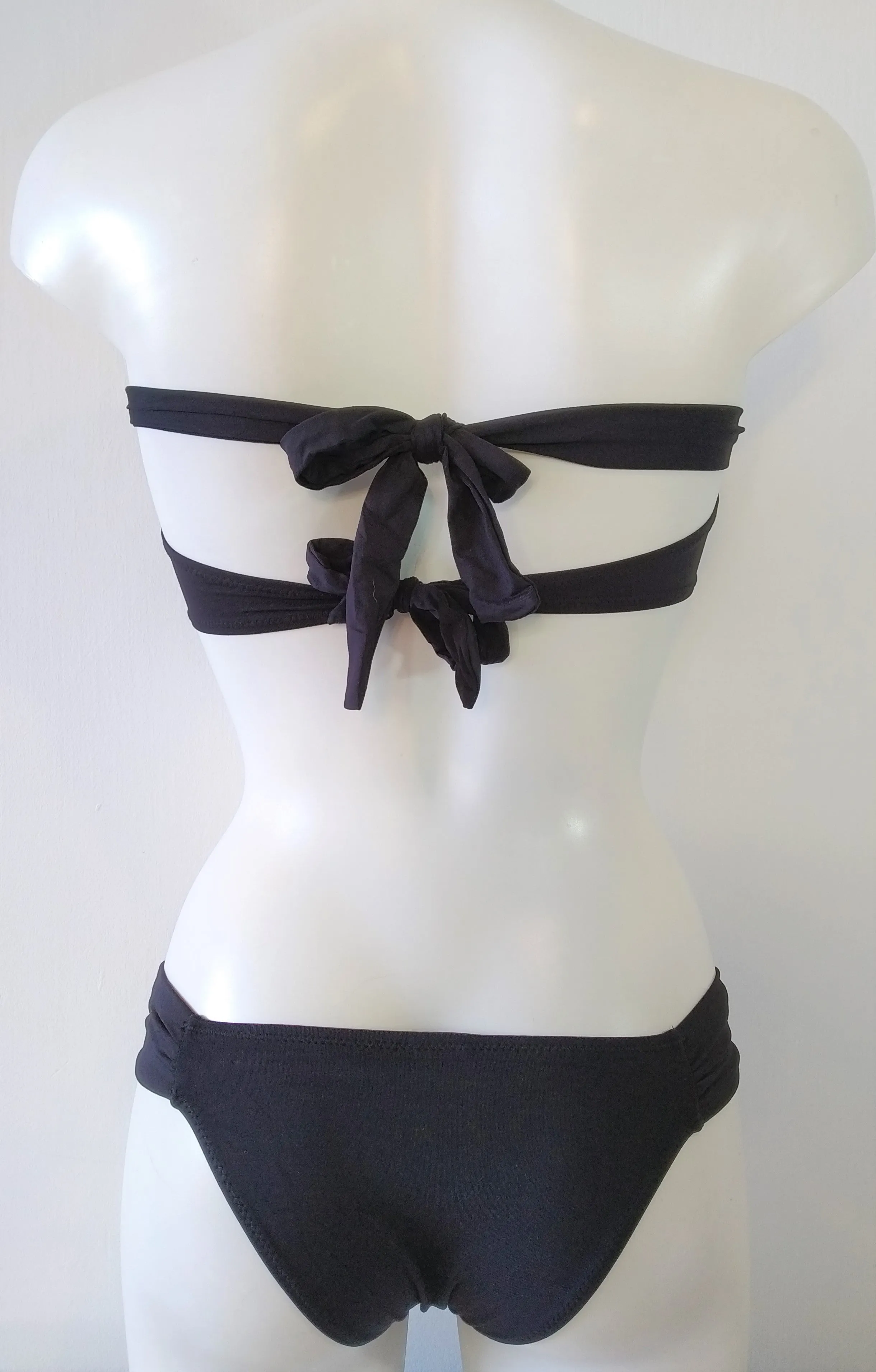 Black Knot Bandeau Bikini