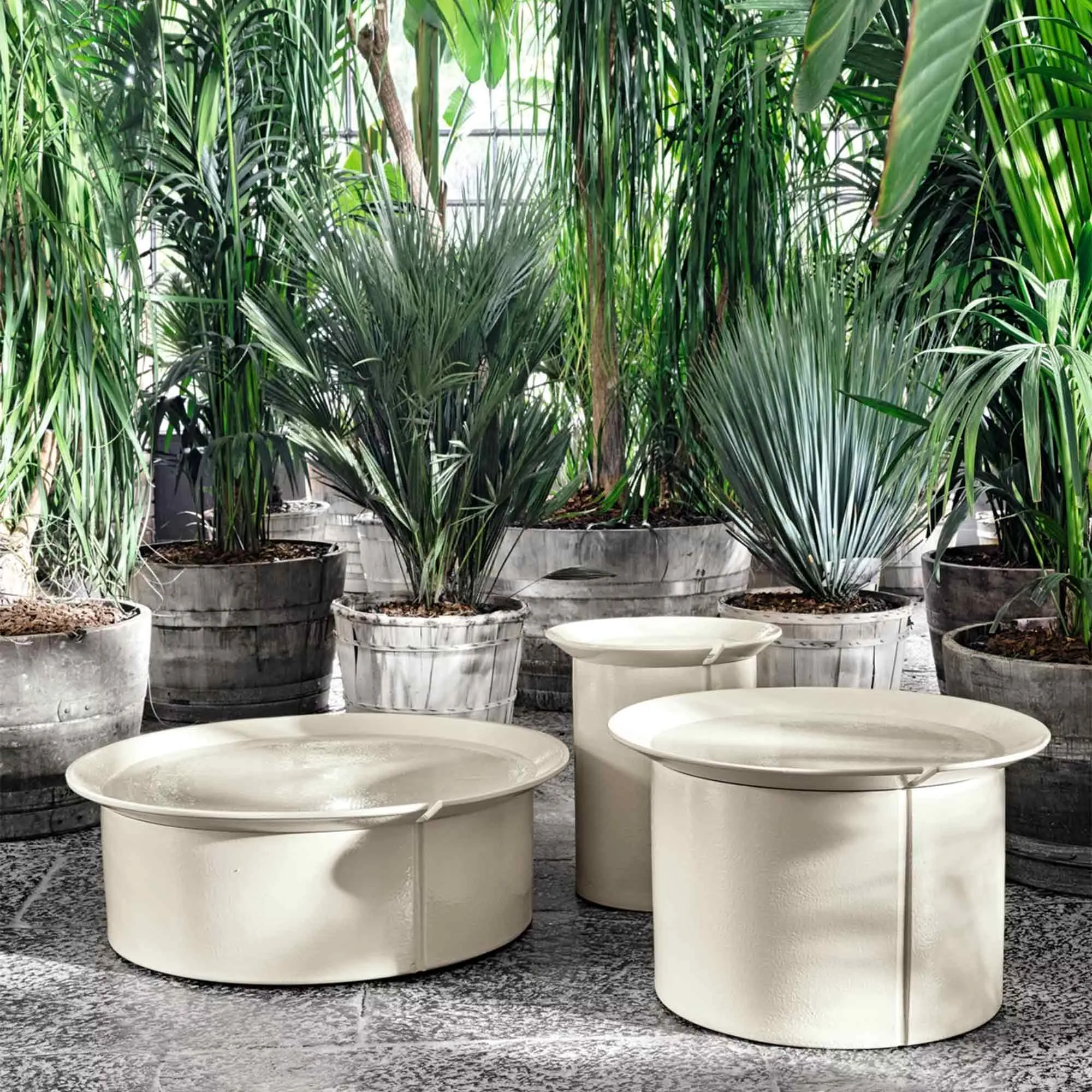 Brise - Outdoor Tables