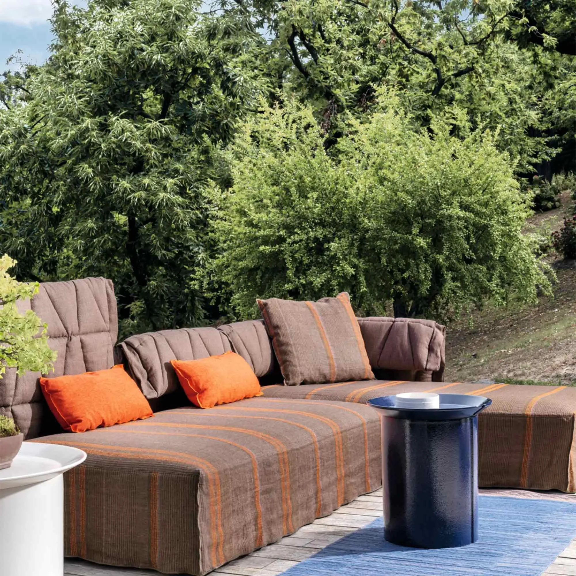 Brise - Outdoor Tables