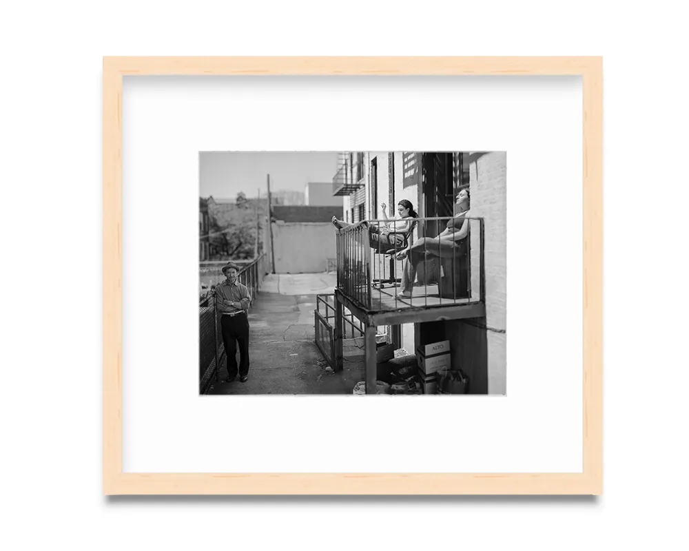 Broadway (Astoria, Queens), 1997. From the series, Gotham