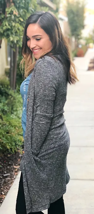 BUTTON DOWN POCKETED CARDIGAN