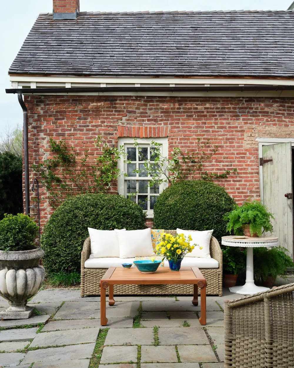 Crofter's Outdoor Sofa