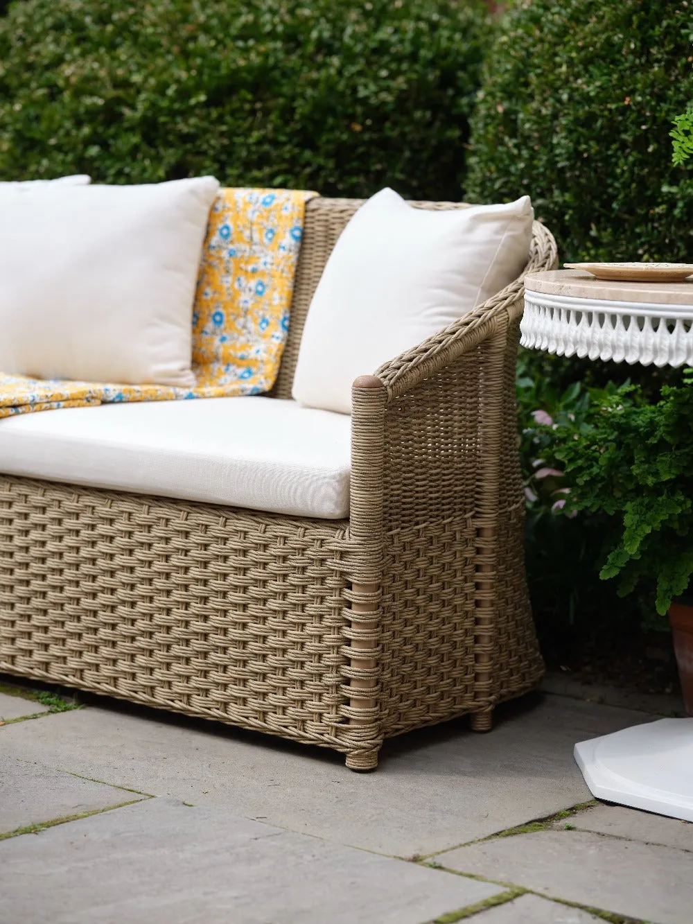 Crofter's Outdoor Sofa