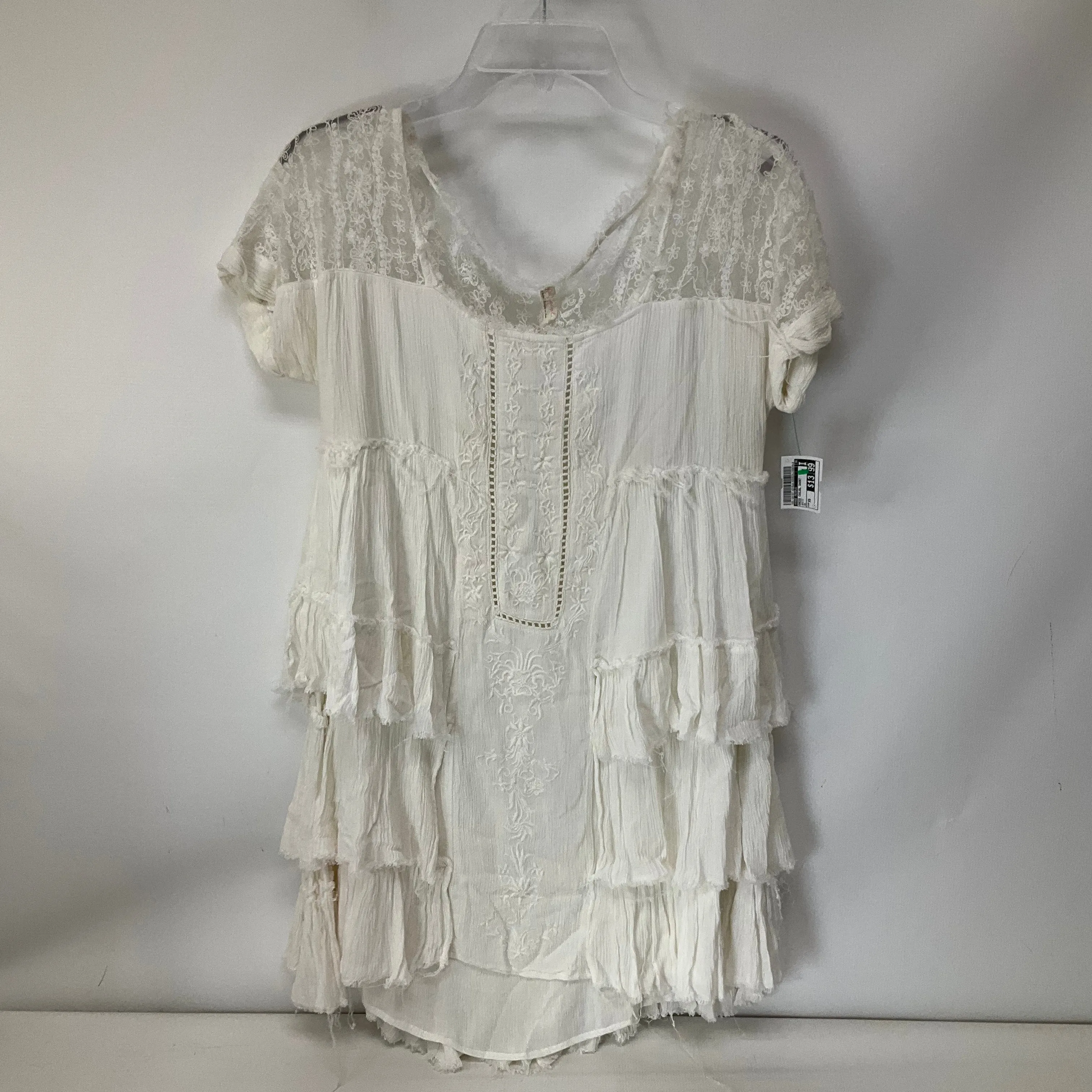 Dress Casual Short By Free People In White, Size: Xs