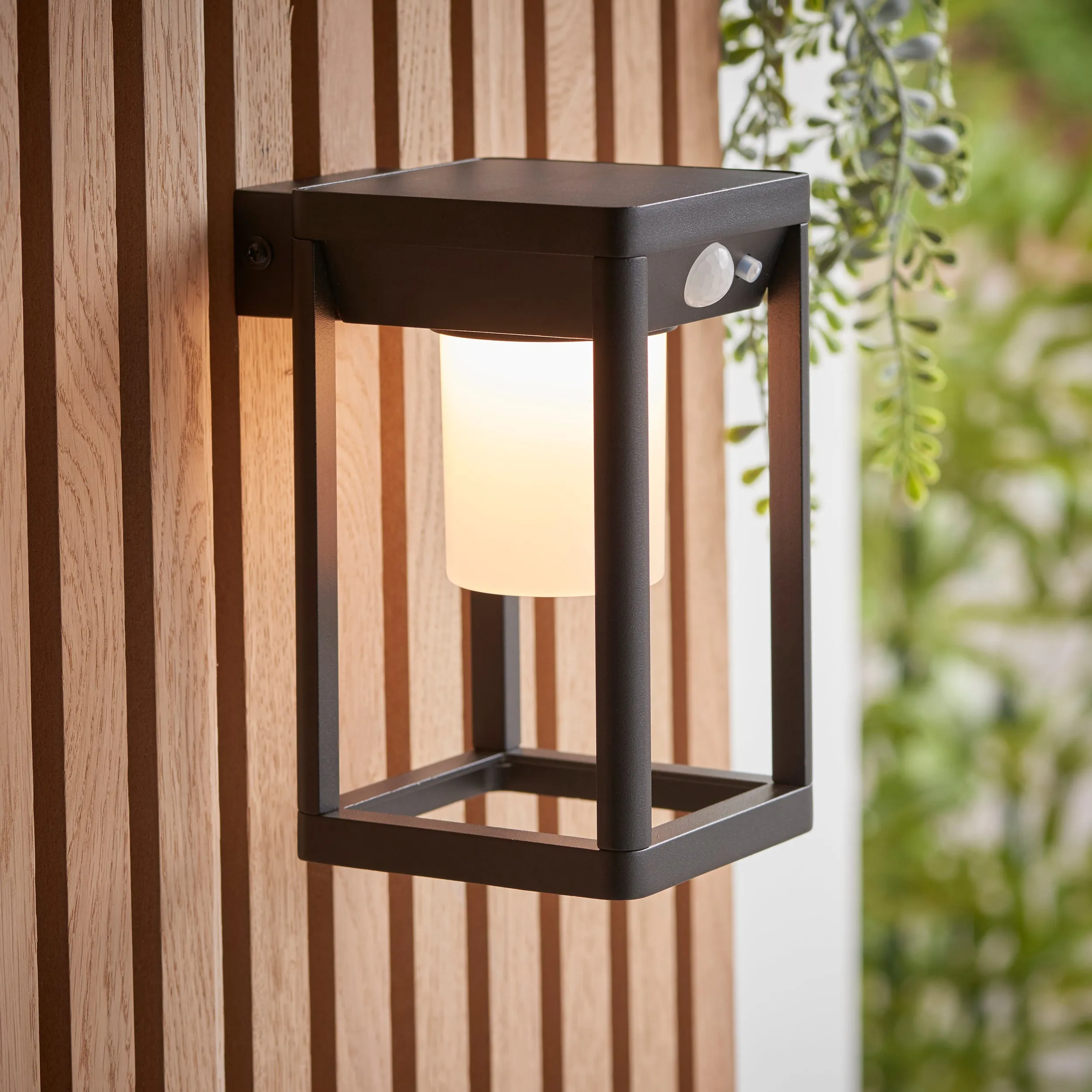 Endon 96928 Hallam 1lt Wall Textured black & white pc 2.7W LED (SMD 3528) Warm White