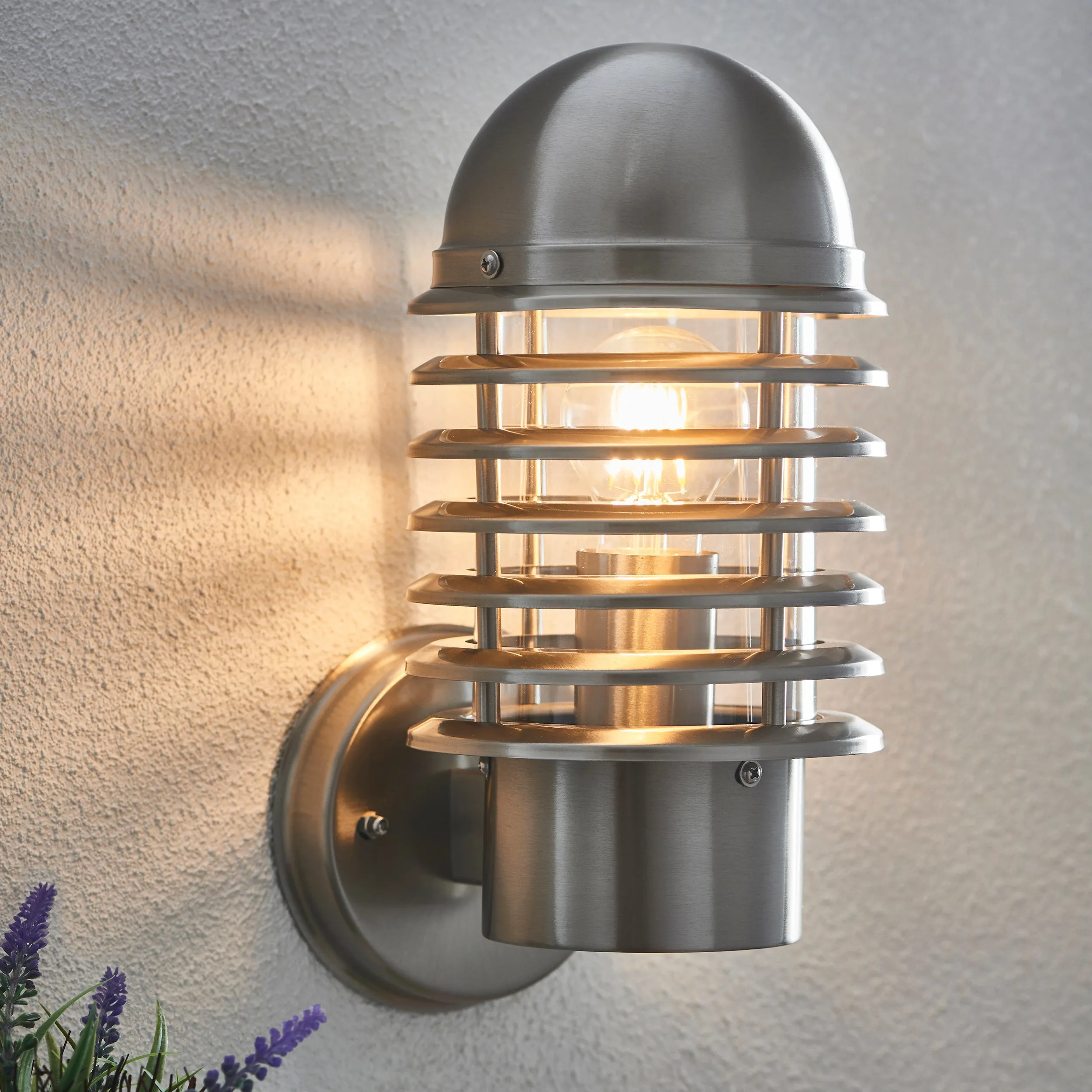 Endon YG-6001-SS Louvre 1lt Wall Polished stainless steel & clear pc 60W E27 GLS (Required)