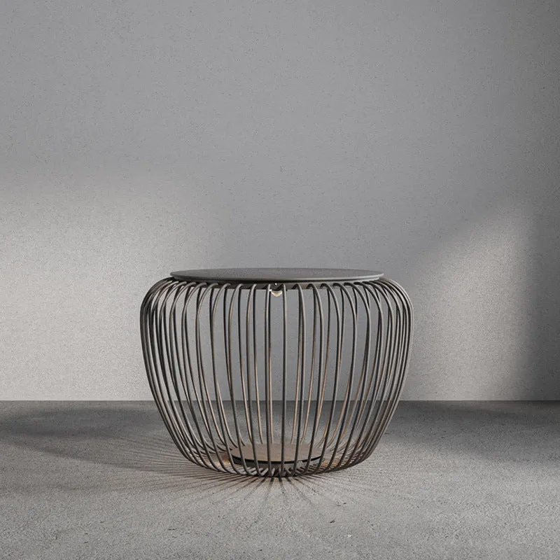 Feature Outdoor Floor Lamp