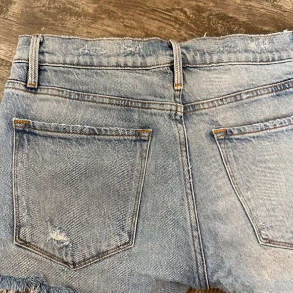 FRAME Le Cutoff Denim Shorts Distressed Frayed Hem Light Wash Women's Size 26
