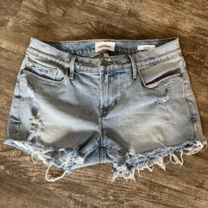 FRAME Le Cutoff Denim Shorts Distressed Frayed Hem Light Wash Women's Size 26