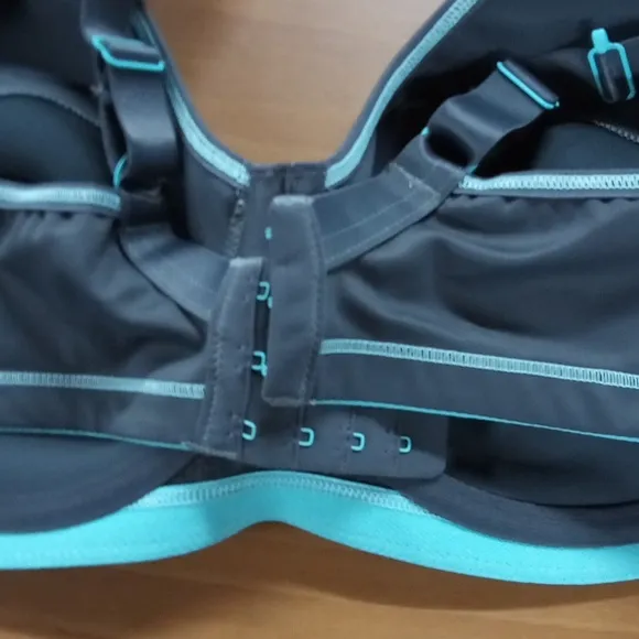 Freya active sports bra