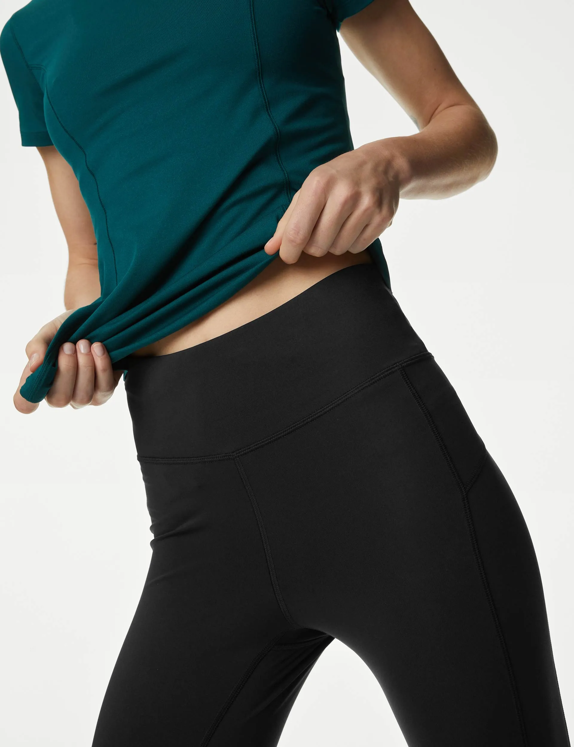 Go Move High Waisted 7/8 Gym Leggings - Black