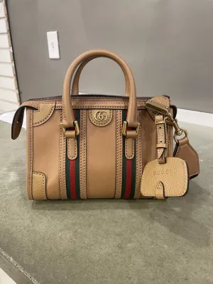Gucci Mini Bauletto handbag Preowned, like new condition. Tan