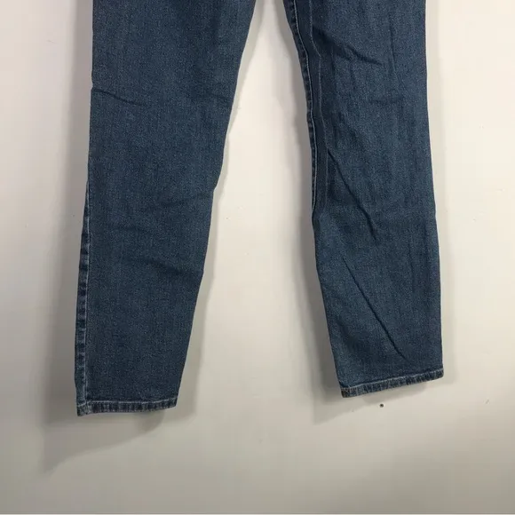 Jessica Simpson On the Run Hi-Rise Slim Straight Jean, Women's Size 25 - Blue