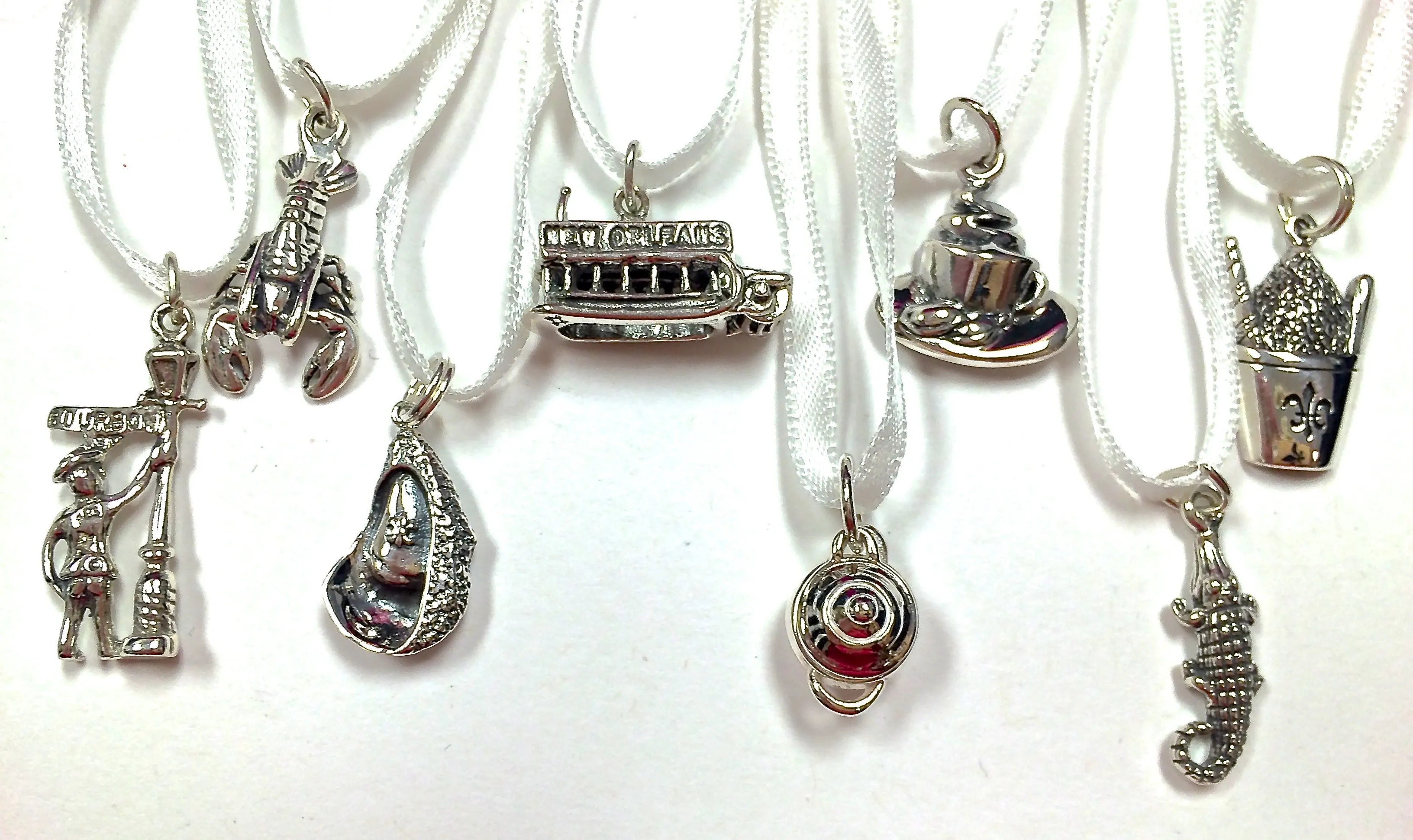 Jewelry - Louisiana Cake Pulls