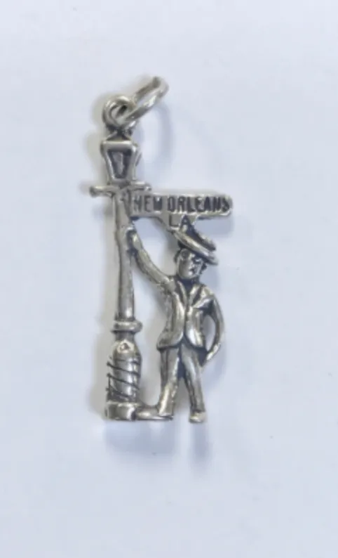 Jewelry - Louisiana Cake Pulls