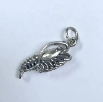 Jewelry - Louisiana Cake Pulls