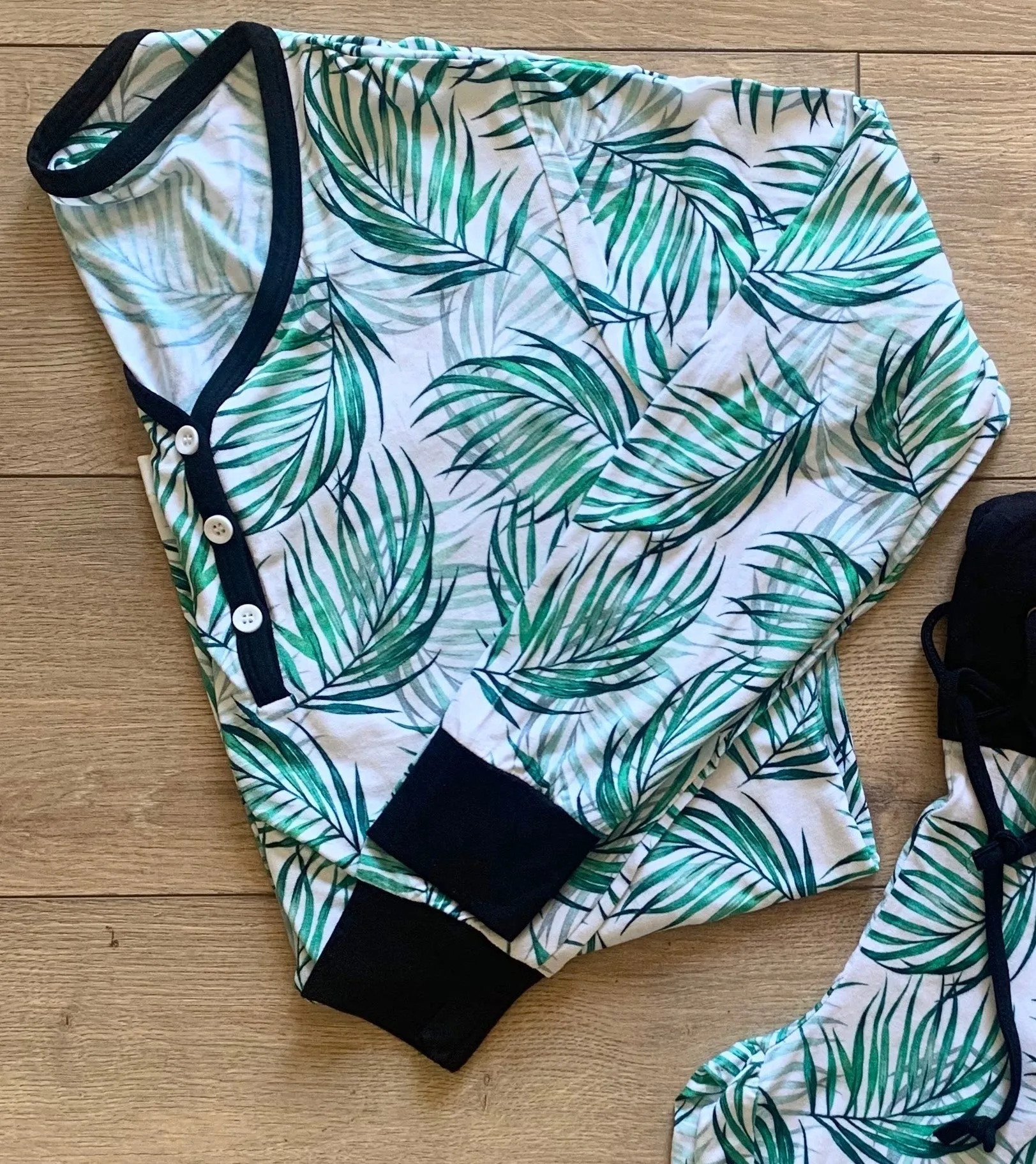 Kozi & Co Mommy   Me Women's Henley Top (4 Prints)
