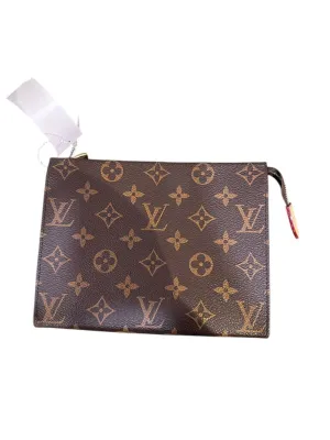 Louis Vuitton Louis Vuitton Monogram Toiletry Pouch 19 like new condition monogram