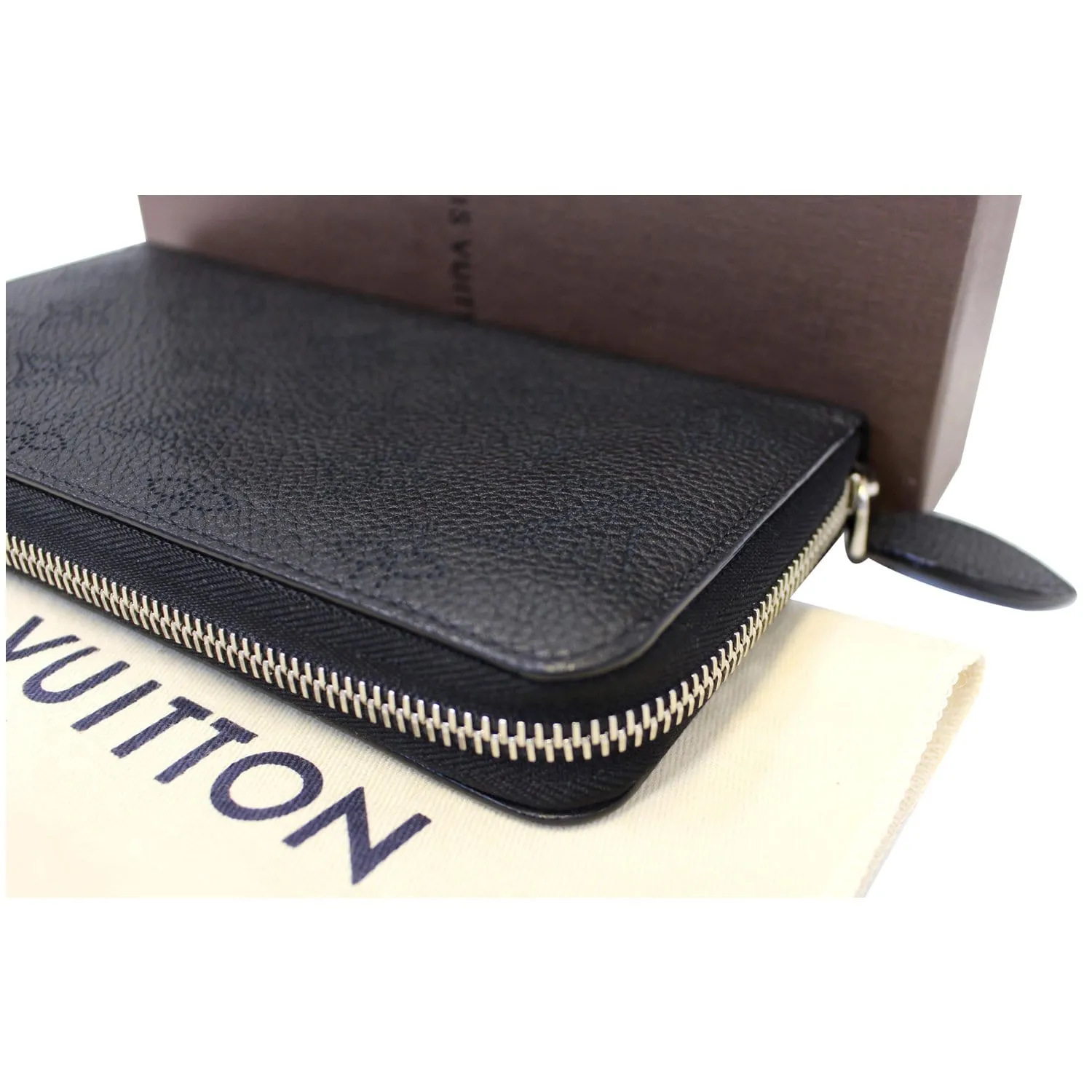 LOUIS VUITTON Mahina Zippy Wallet Noir Black
