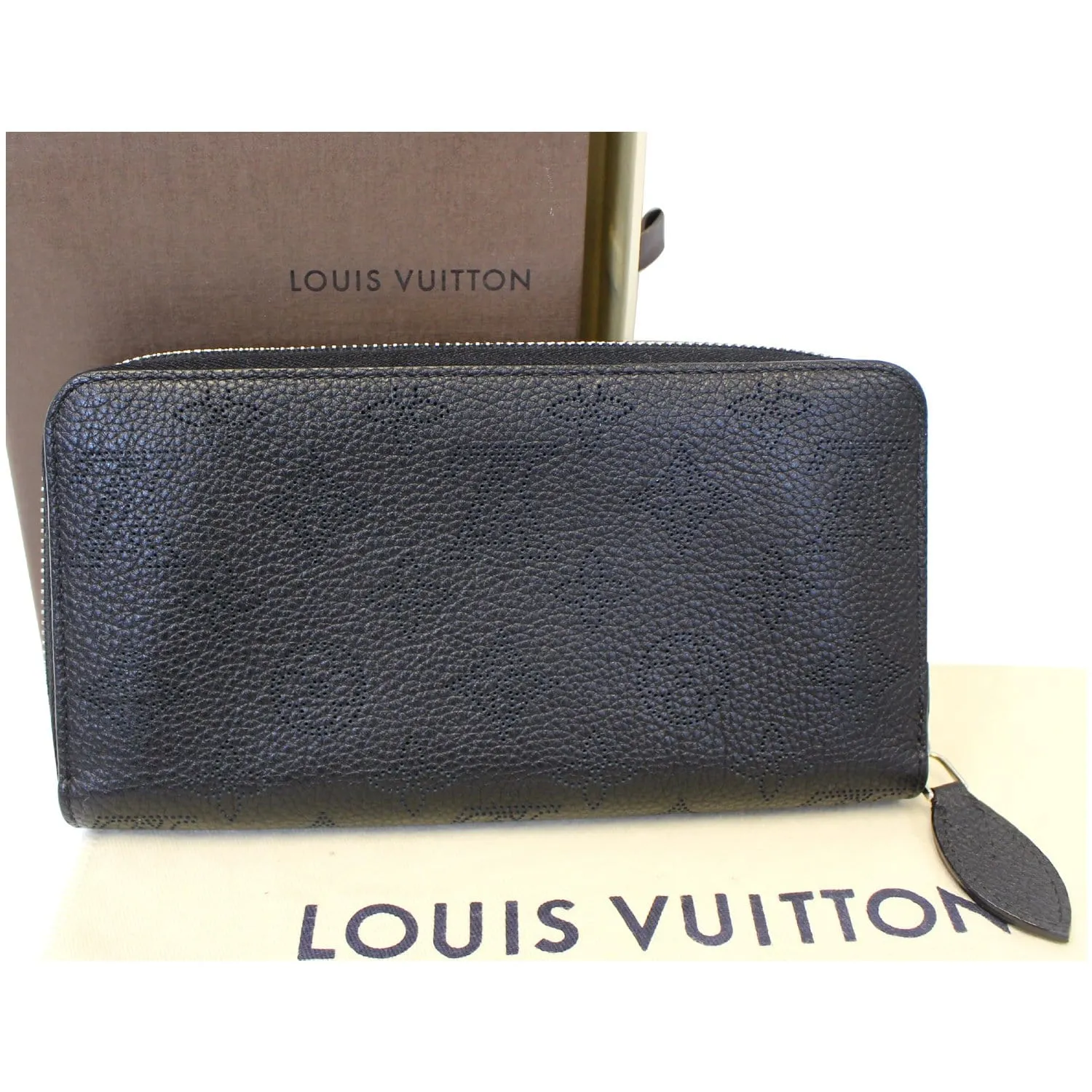 LOUIS VUITTON Mahina Zippy Wallet Noir Black