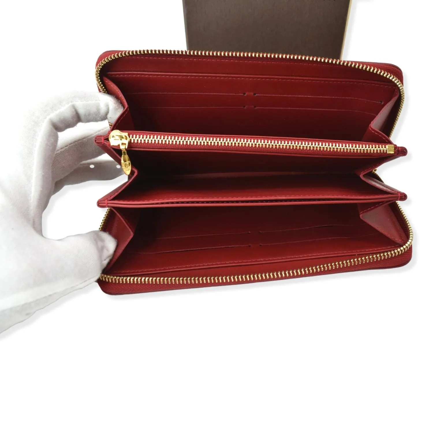 LOUIS VUITTON  Monogram Vernis Zippy Wallet Pink