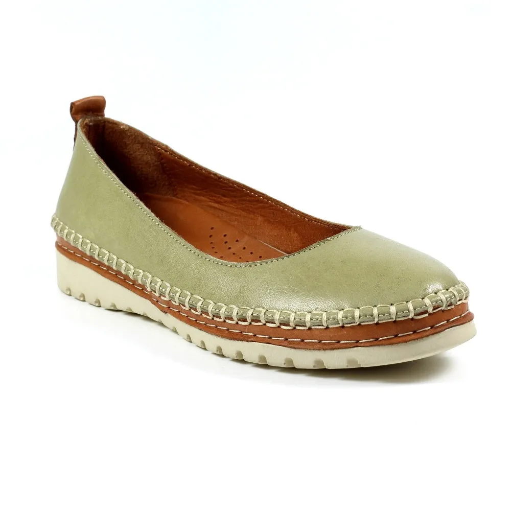 Lunar Dove Khaki Leather Pump Shoe
