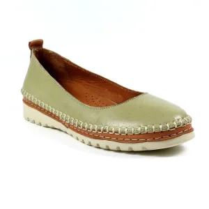 Lunar Dove Khaki Leather Pump Shoe