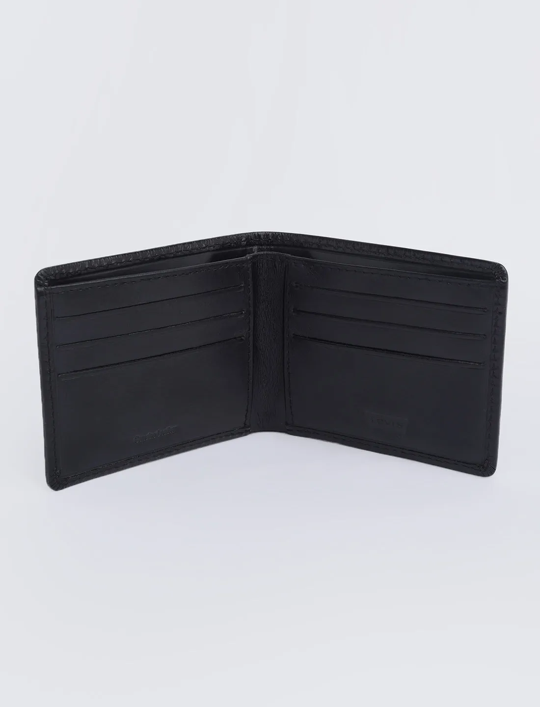 Men's Black Solid Bi-Fold Wallet