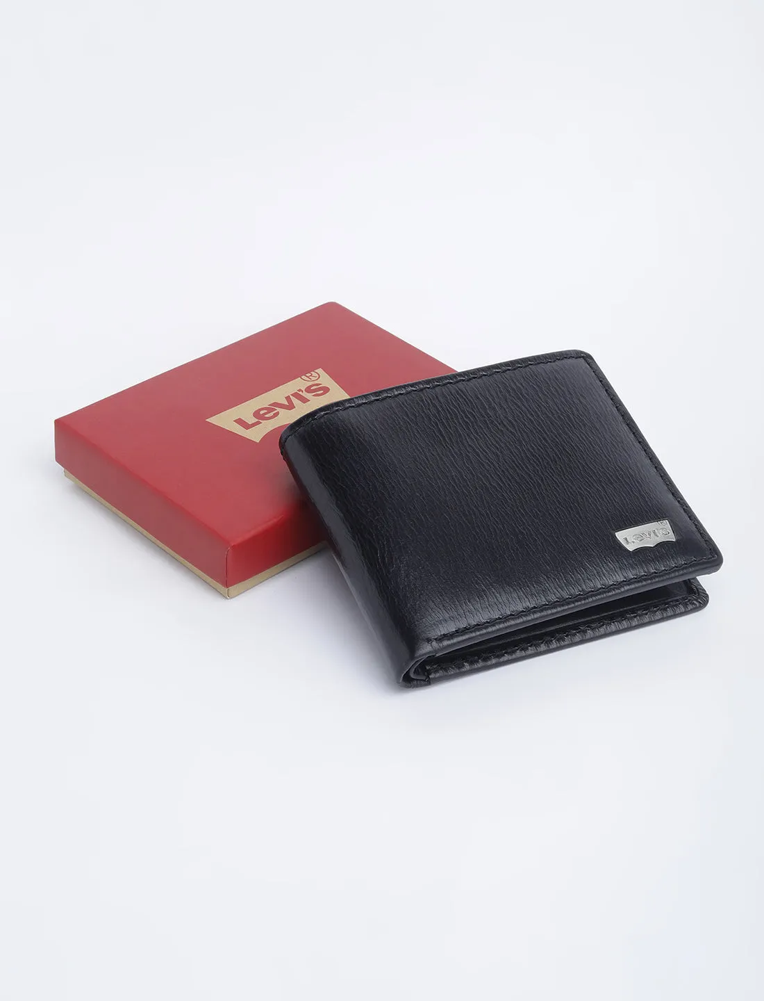 Men's Black Solid Bi-Fold Wallet