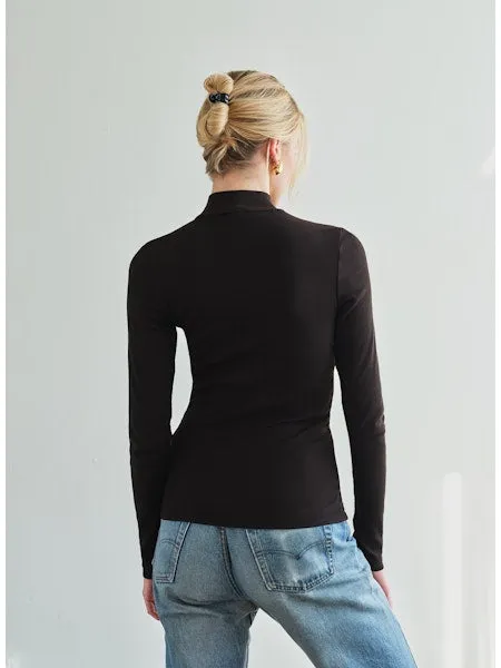 MYLES PRICE LS Mockneck MiniRib Tee