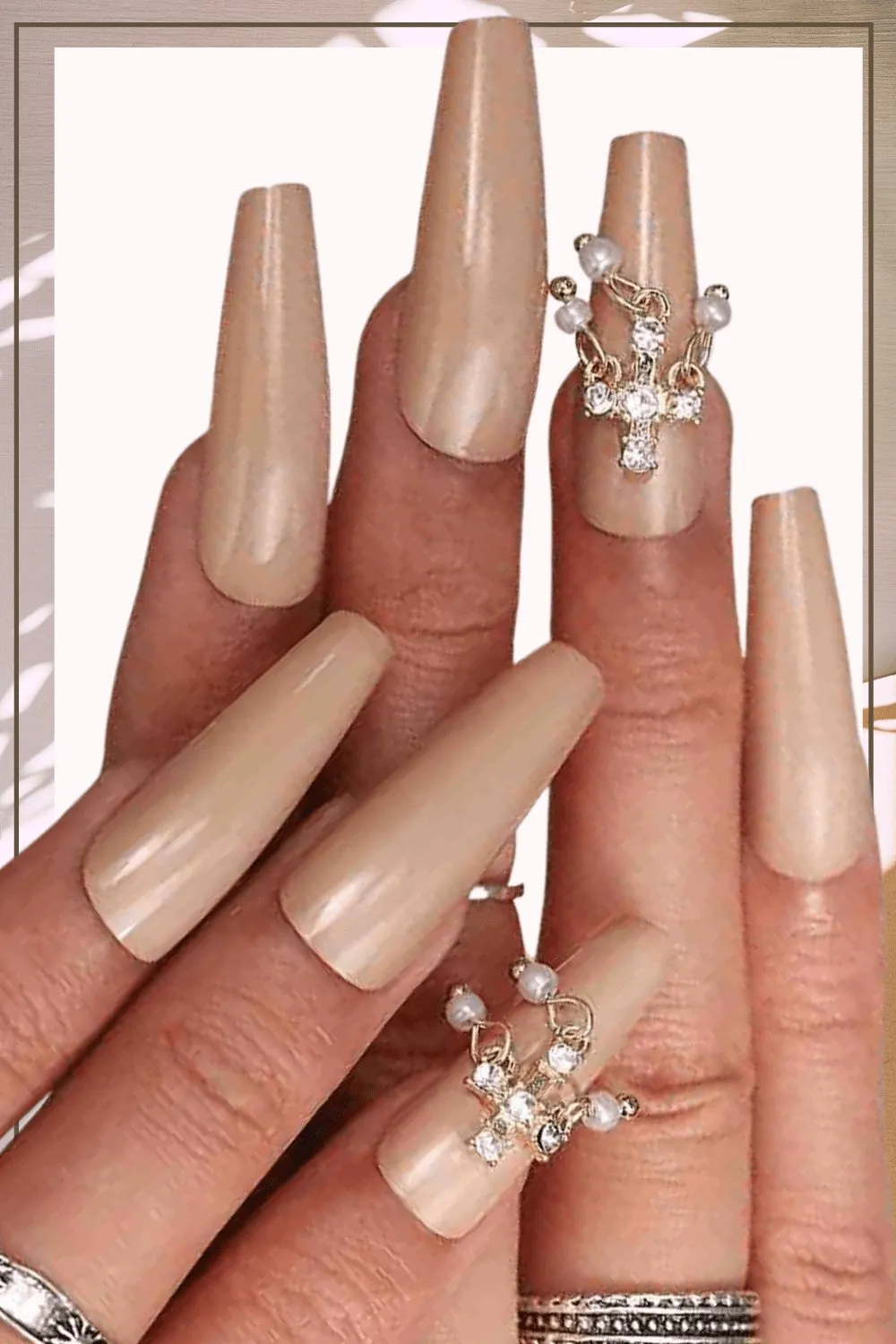 Nude Press On Nails Coffin Tip Pearl Nails Kit