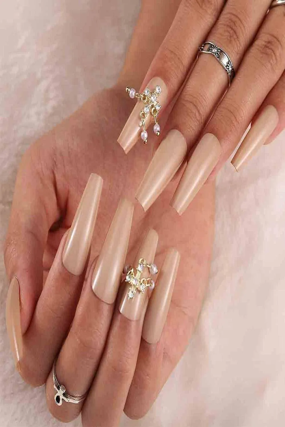Nude Press On Nails Coffin Tip Pearl Nails Kit