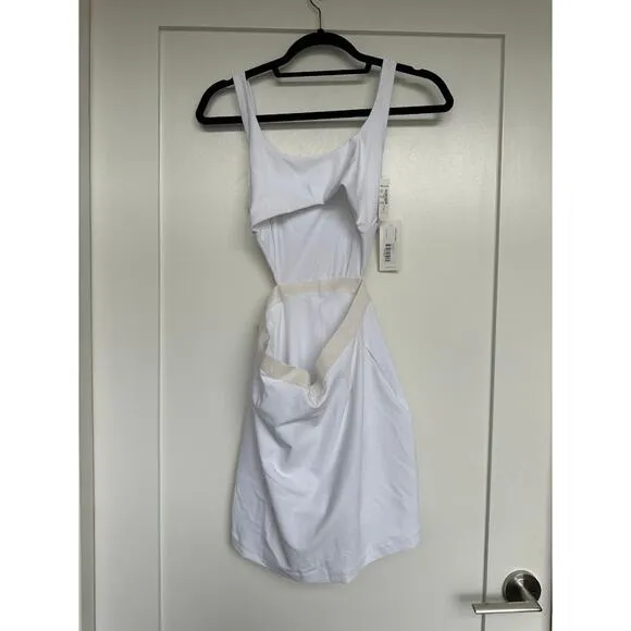 NWT Outdoor Voices Womens Brilliant White Court Mini Dress Madewell Size S NL615