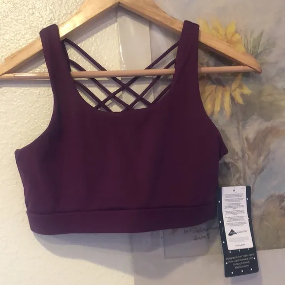 NWT Vie Active Savannah Bra