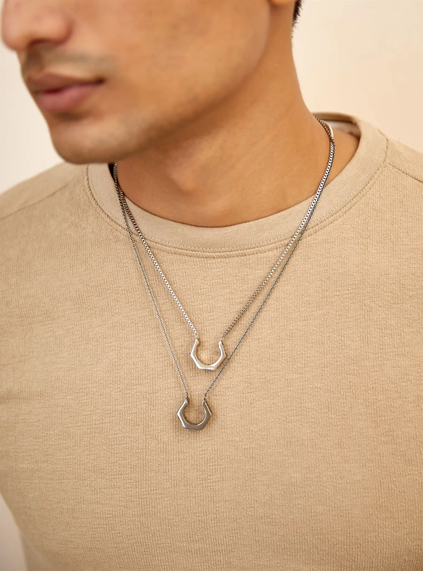 Outhouse   I   The Oh Poppi 2nd Avenue Bolt Drop Necklace - Gunmetal Brass, Gunmetal  Accessories OHAW21PE072