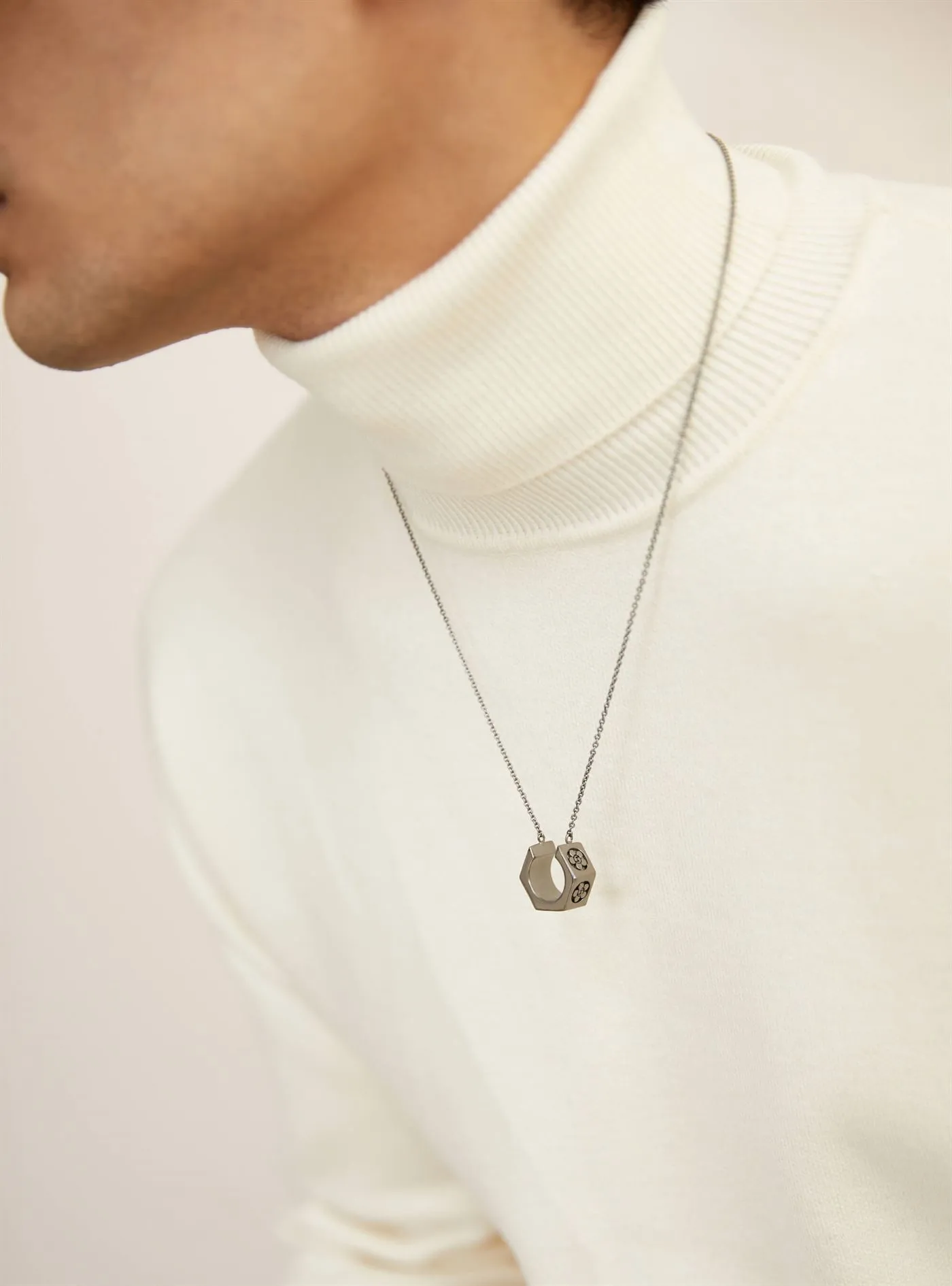 Outhouse   I   The Oh Poppi 2nd Avenue Bolt Drop Necklace - Gunmetal Brass, Gunmetal  Accessories OHAW21PE072