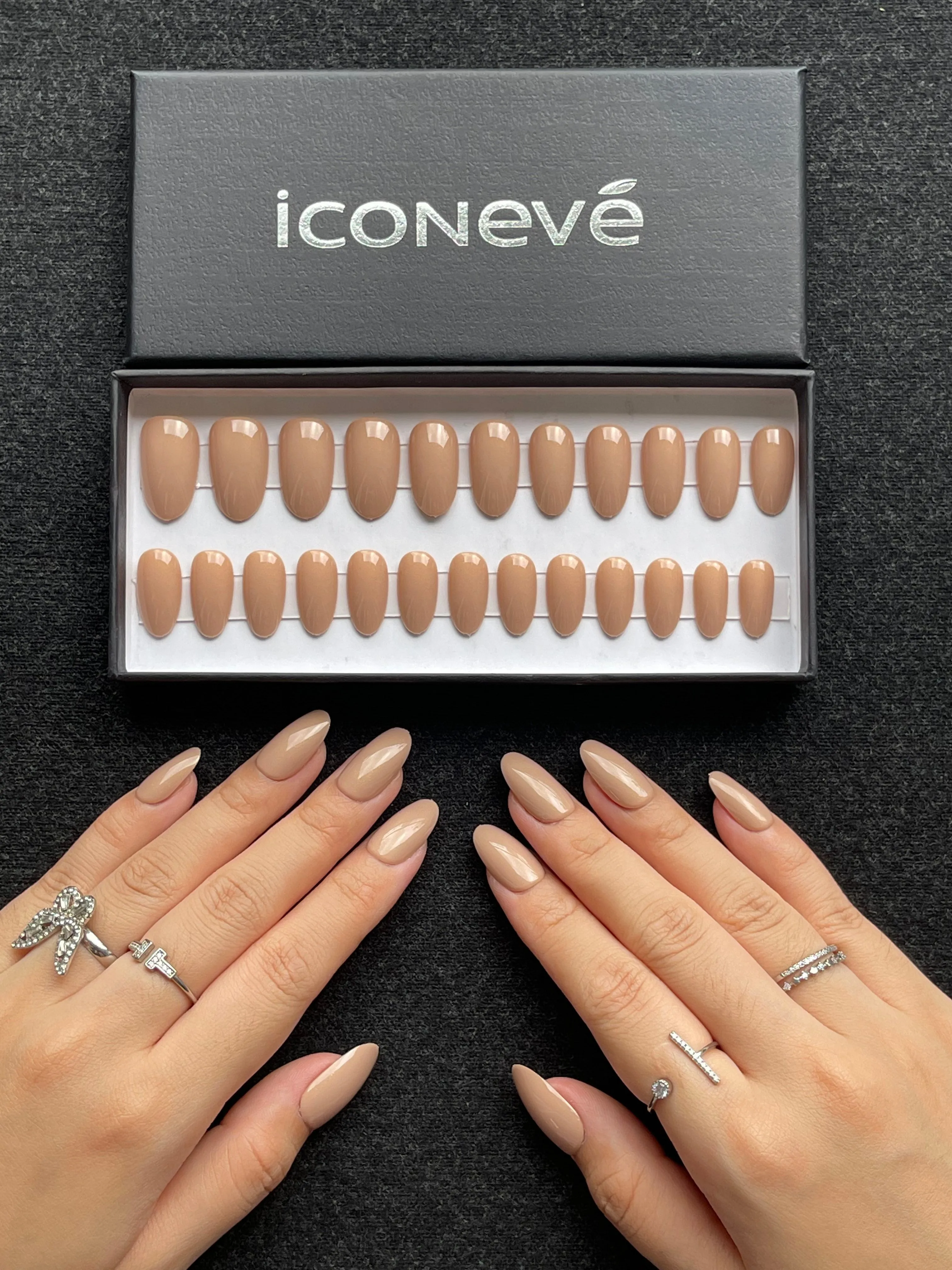 Pale Brown - Glossy Almond
