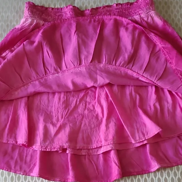 Pilco Pink Smocked Mini Skirt with Tie Tassel Front. Sz. L Hot Pink.