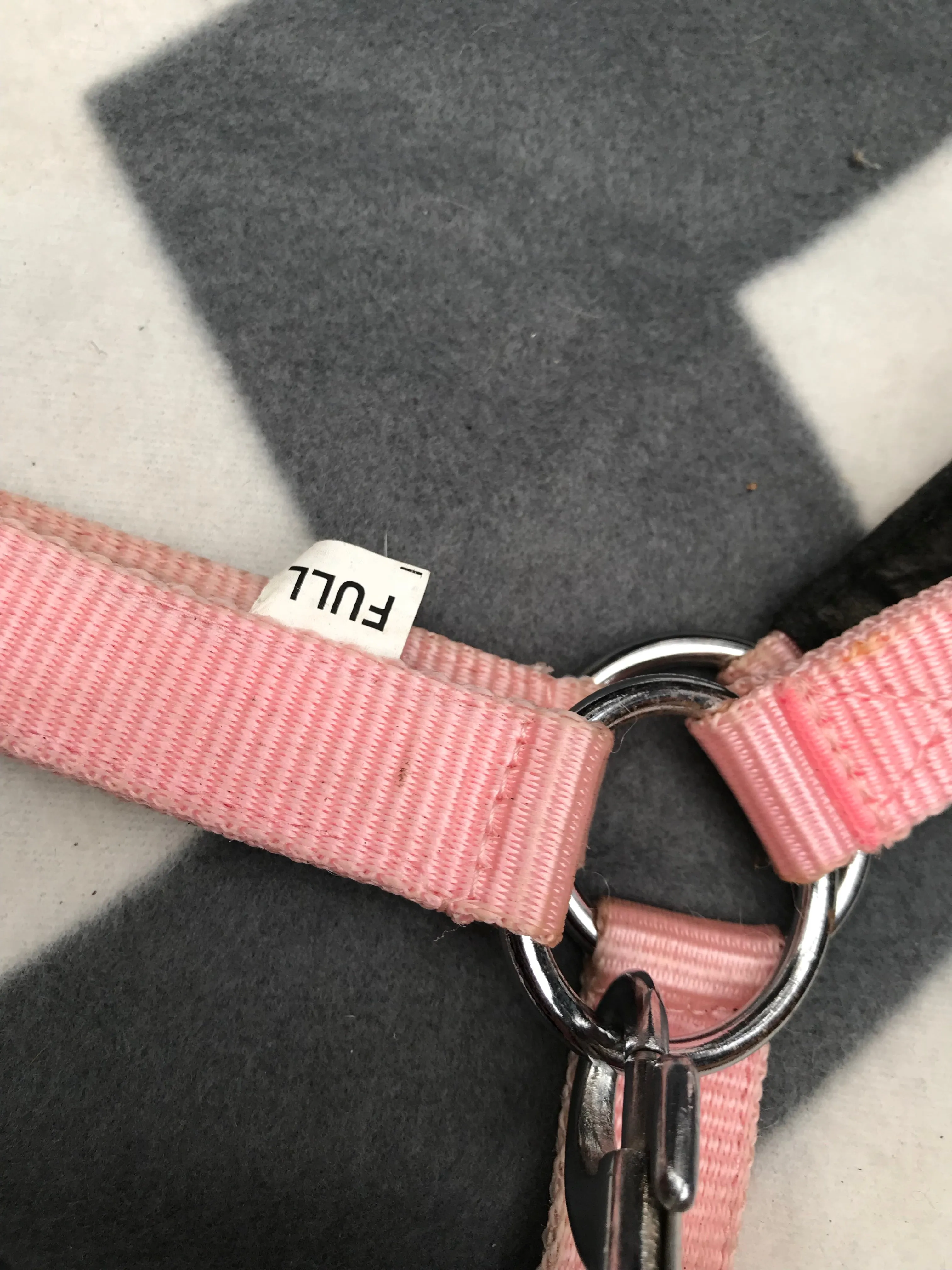 Pink full size head collar padded FREE POSTAGE
