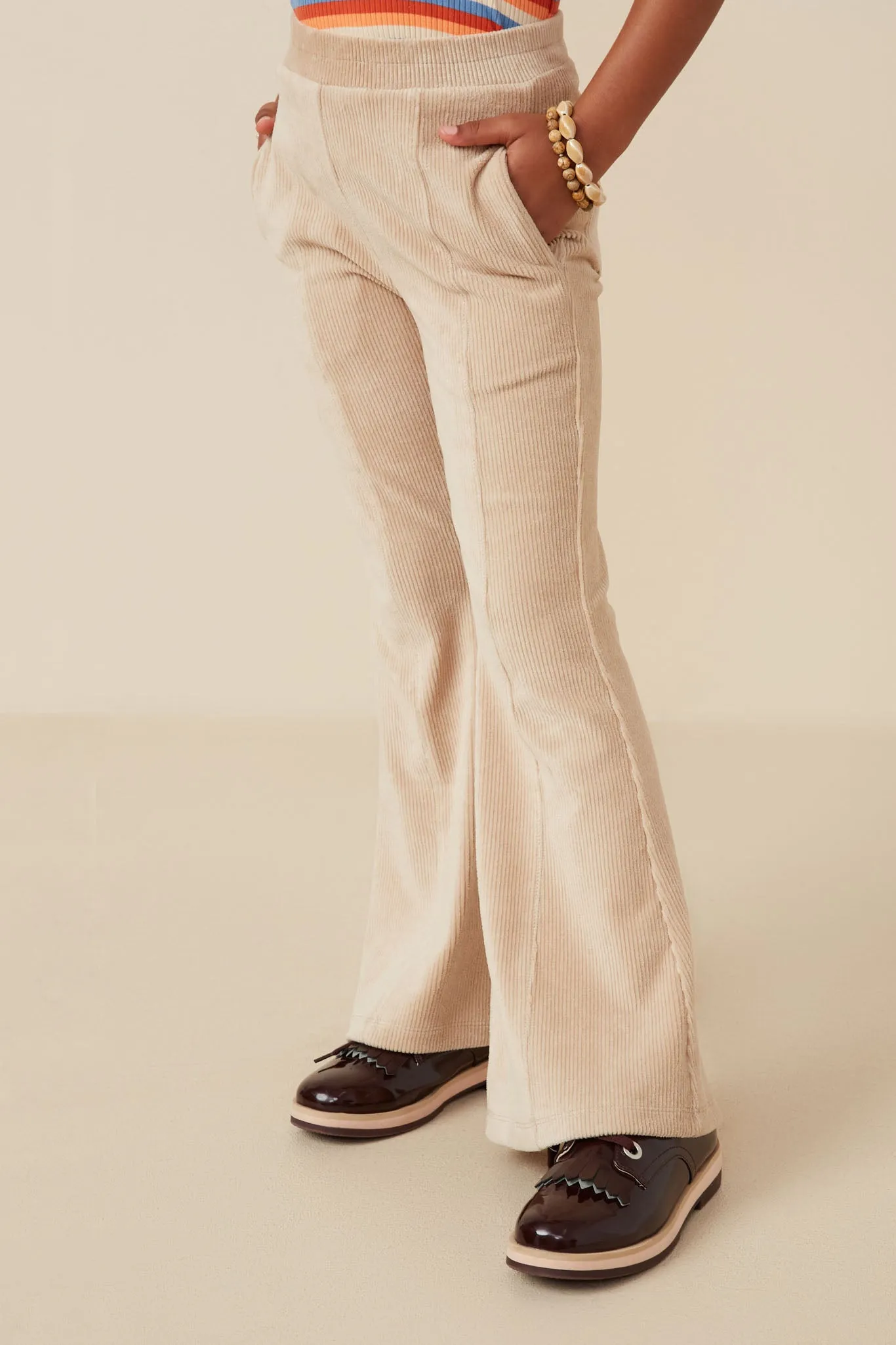 Pleat Detail Pocketed Corduroy Pants