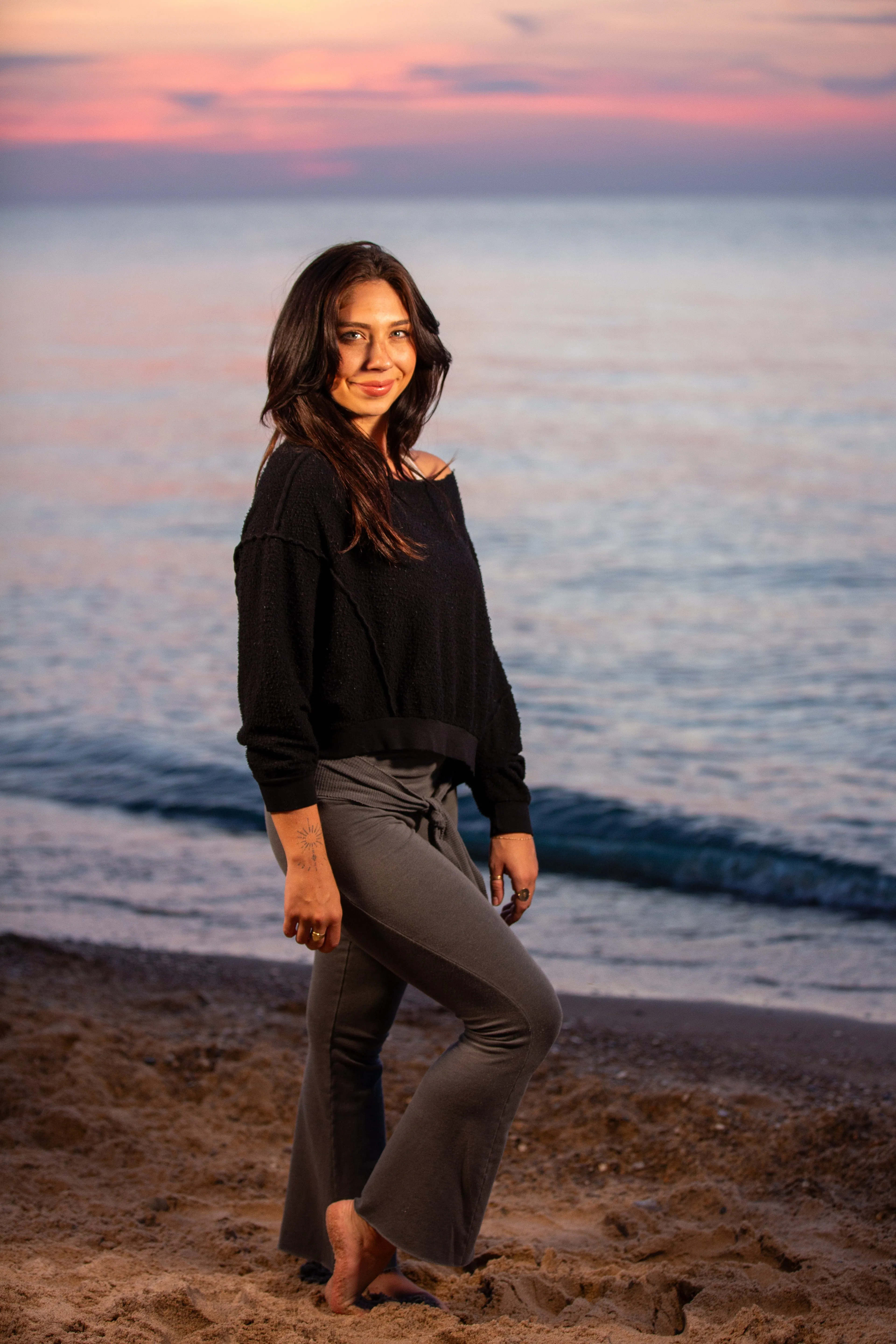 REVERSE FLEECE SWEATSHIRT - BLACK