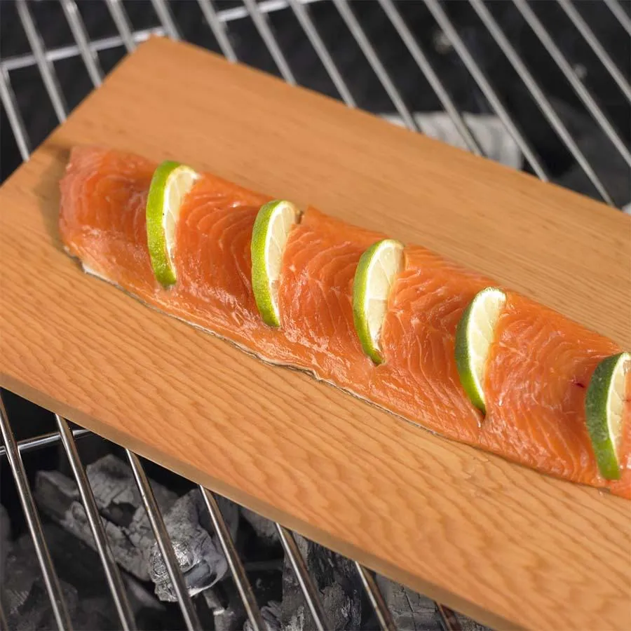 Roesle  Reusable Grill Aroma Plank - Cedar Wood (2pcs)