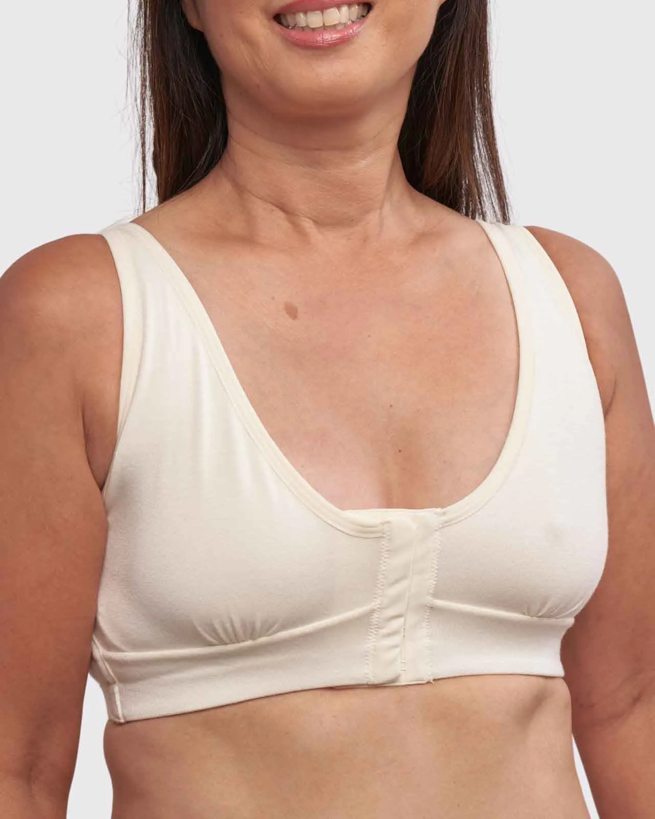 Rora Pocketed Front Closure Bra