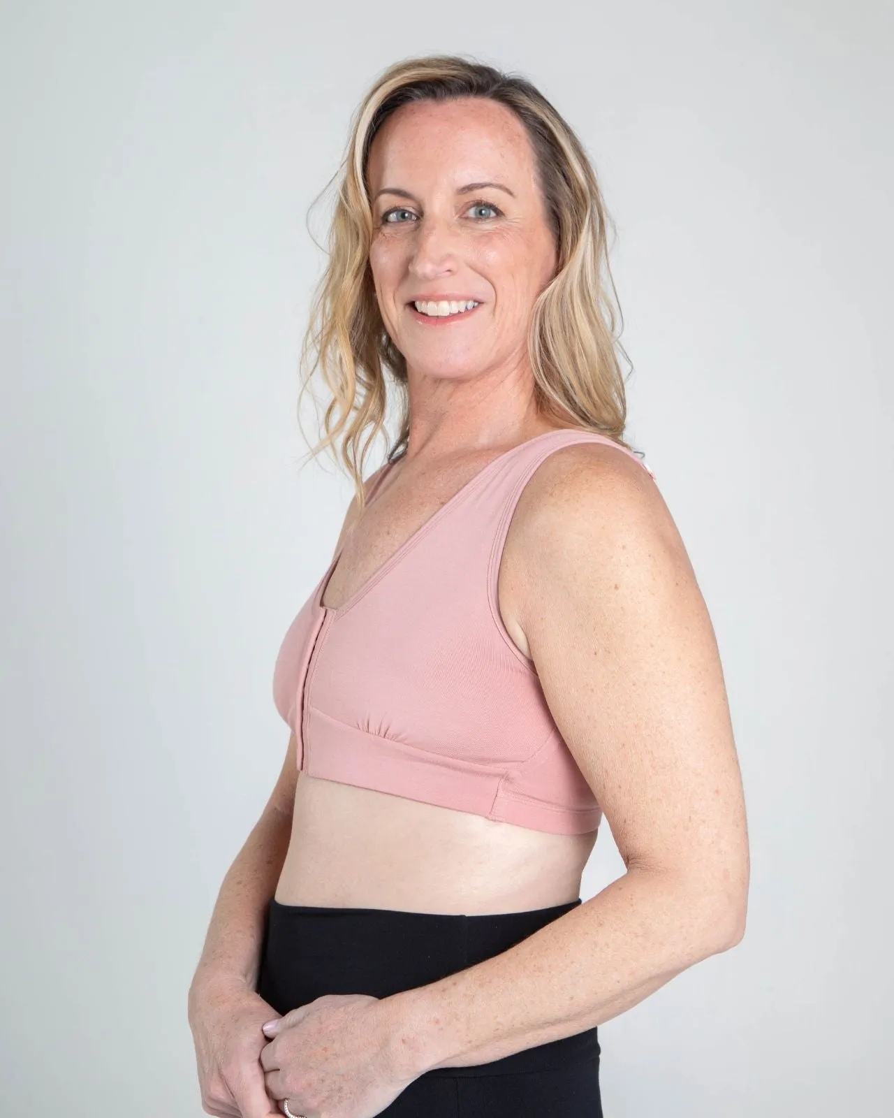 Rora Pocketed Front Closure Bra
