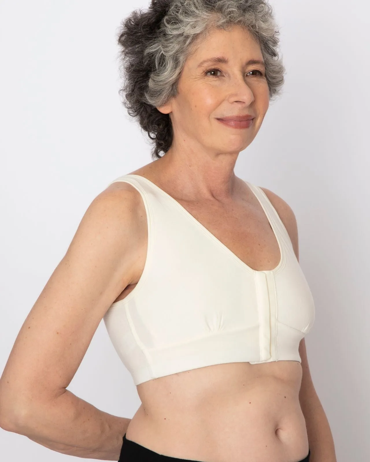 Rora Pocketed Front Closure Bra