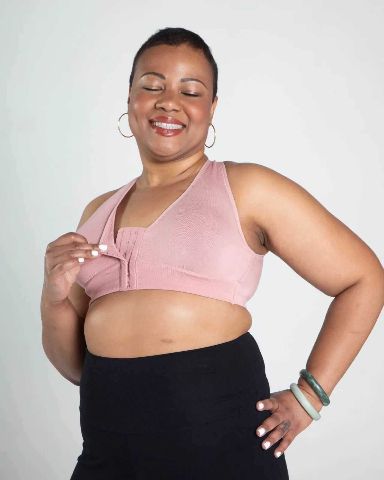 Rora Pocketed Front Closure Bra