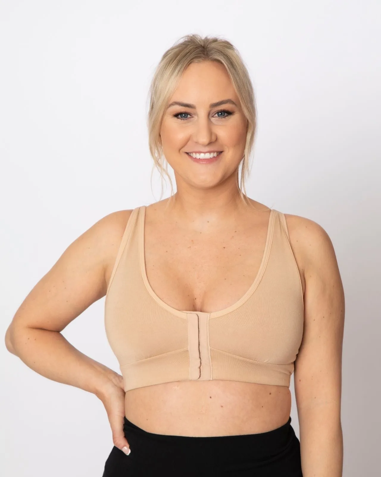 Rora Pocketed Front Closure Bra